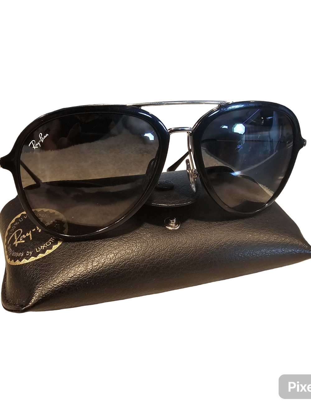 Ray-Ban Black Gradient Lens Sunglasses Silver Brow Bar w/ Original Case